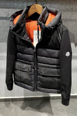 МЪЖКО ЗИМНО ЯКЕ ВАТИРАНО MONCL код 973